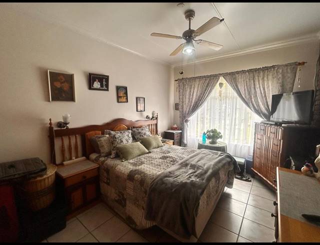 3 BEDROOM TOWNHOUSE FOR SALE IN MEYERVILLE